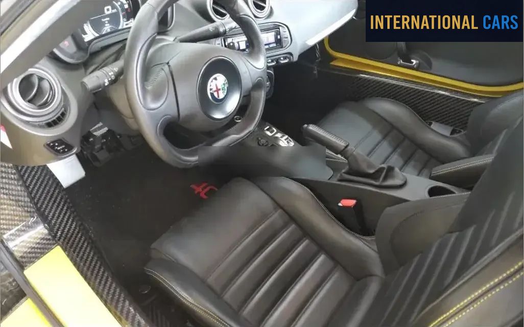 ALFA ROMEO 4C SPIDER BASE GRADE 2016 - photo 3 - Import Japon | International Cars