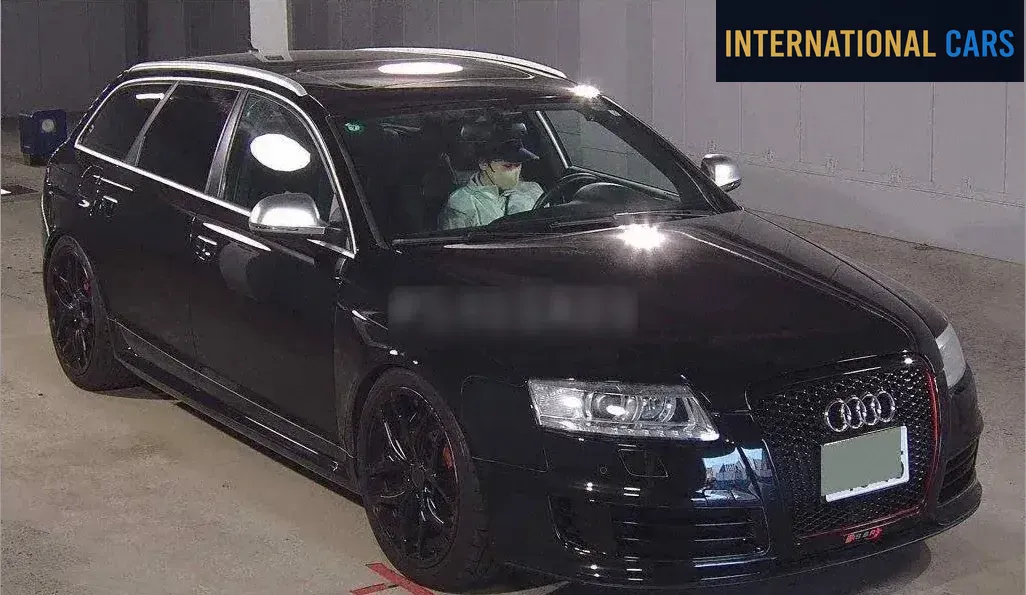 AUDI RS6 AVANT 4WD BASE GRADE