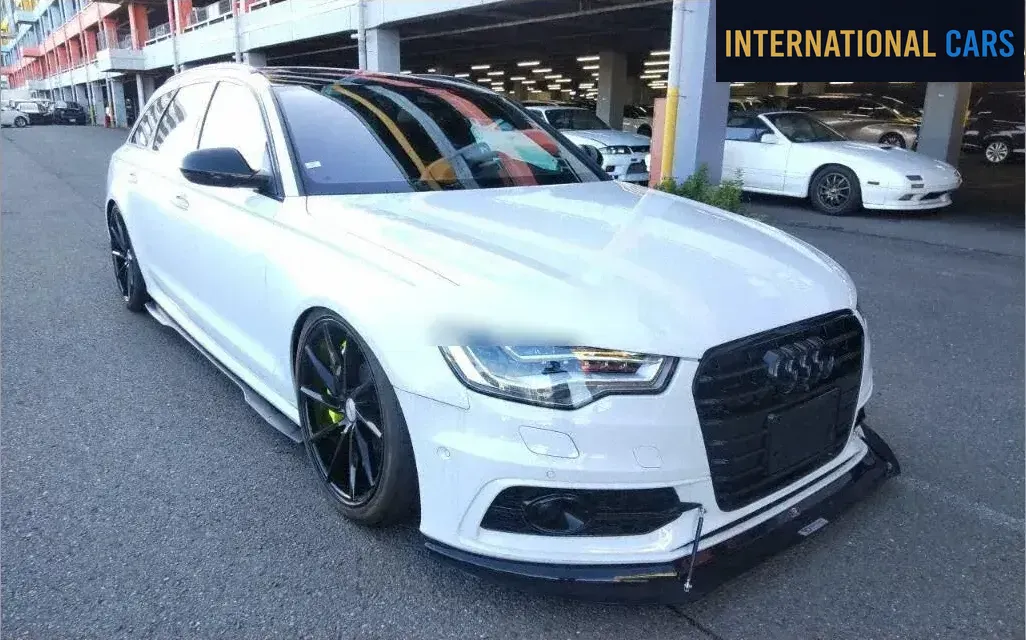 AUDI S6 AVANT 4WD Version de base 2014