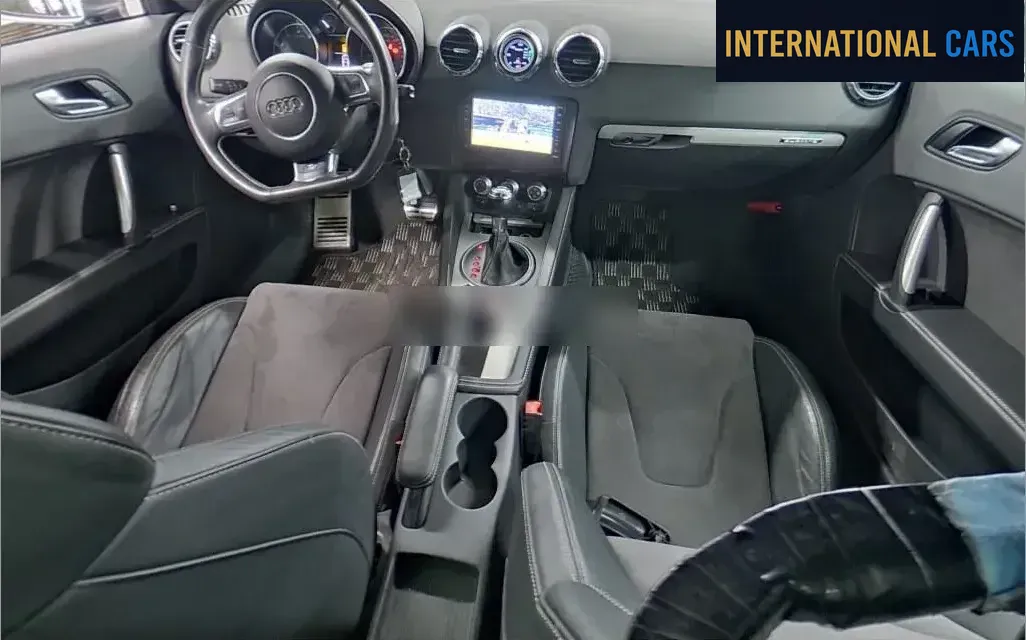 AUDI TTS COUPE 4WD BASE GRADE 2011 - photo 3 - Import Japon | International Cars