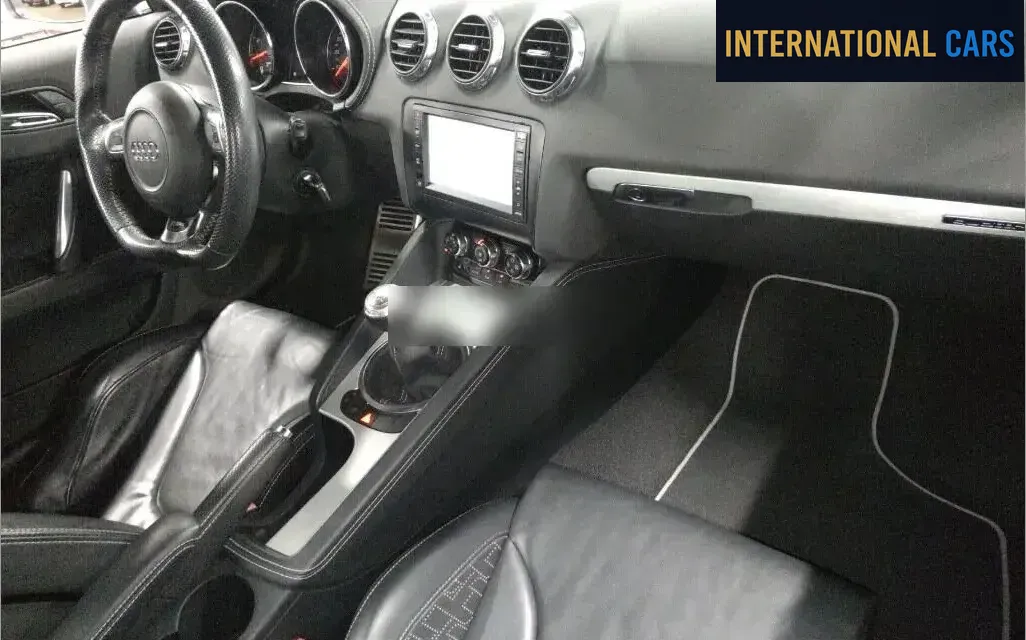 AUDI TT RS COUPE 4WD BASE GRADE 2010 - photo 3 - Import Japon | International Cars