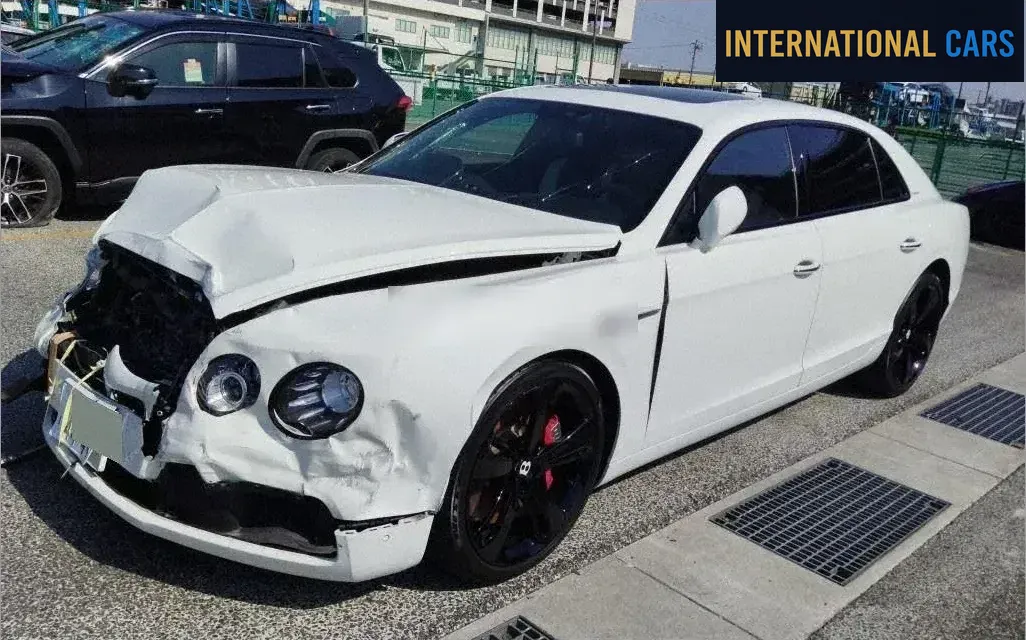 BENTLEY FLYING SPUR 4WD W12S 2018 - photo 4 - Import Japon | International Cars