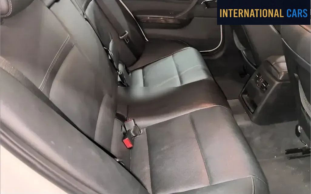 BMW 3 SERIES 4D 325I 2011 - photo 6 - Import Japon | International Cars