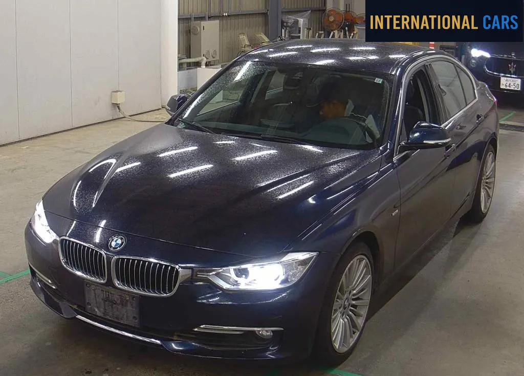 BMW 3 SERIES ACTIVE HYBRID 3 LUXURY 2013 - photo 4 - Import Japon | International Cars