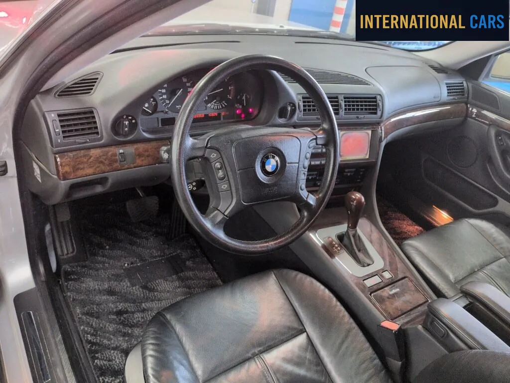 BMW 7 SERIES 740I 2000 - photo 3 - Import Japon | International Cars