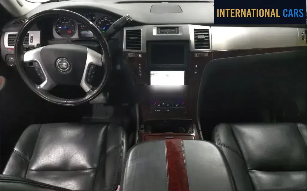 CADILLAC ESCALADE 4WD 2009 - photo 3 - Import Japon | International Cars