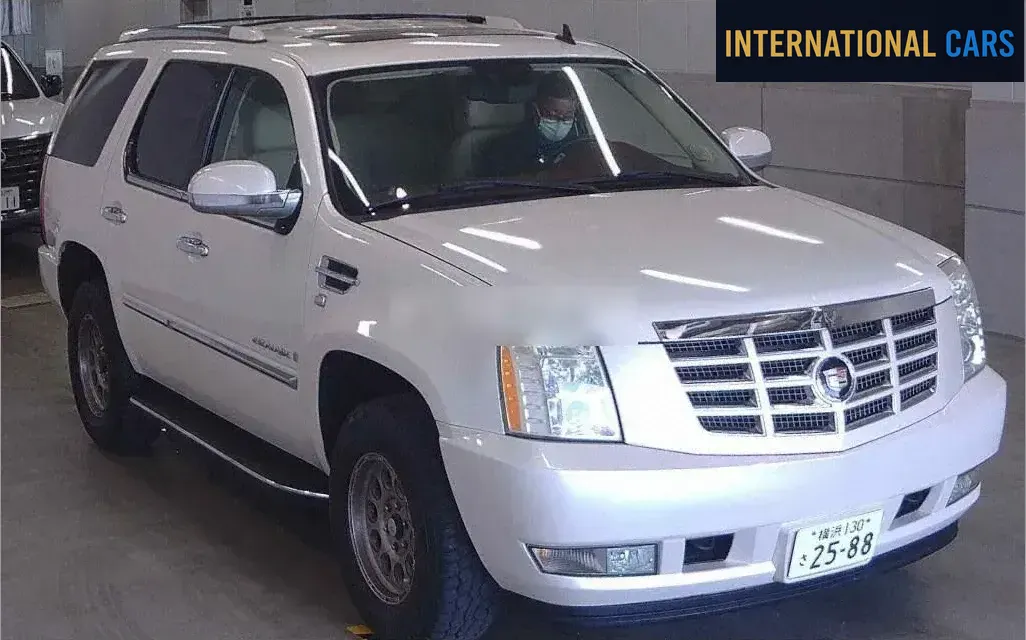 CADILLAC ESCALADE 4WD Version de base 2010
