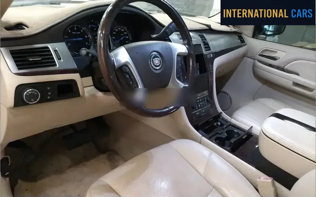 CADILLAC ESCALADE 4WD BASE GRADE 2007 - photo 3 - Import Japon | International Cars