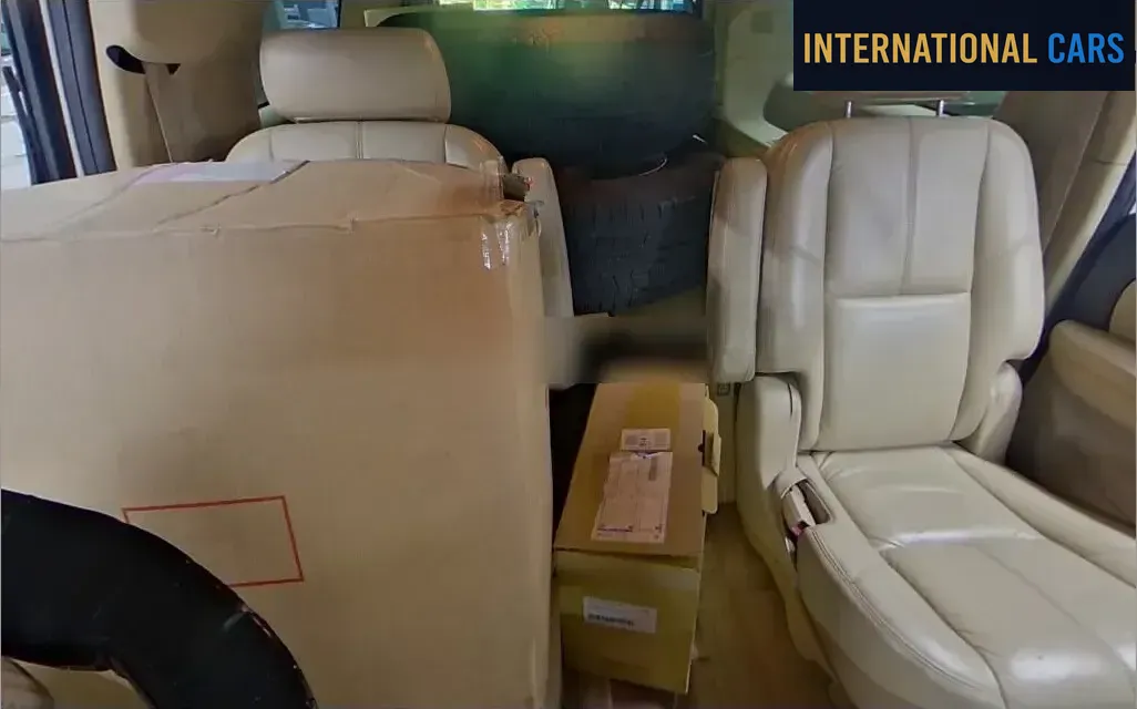 CHEVROLET SUBURBAN 4WD 2014 - photo 6 - Import Japon | International Cars