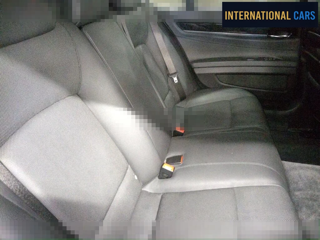 BMW 7 Series 740i 2010 - photo 6 - Import Japon | International Cars