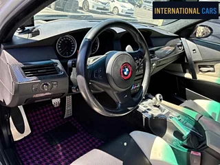 BMW M5 2005 - photo 3 - Import Japon | International Cars