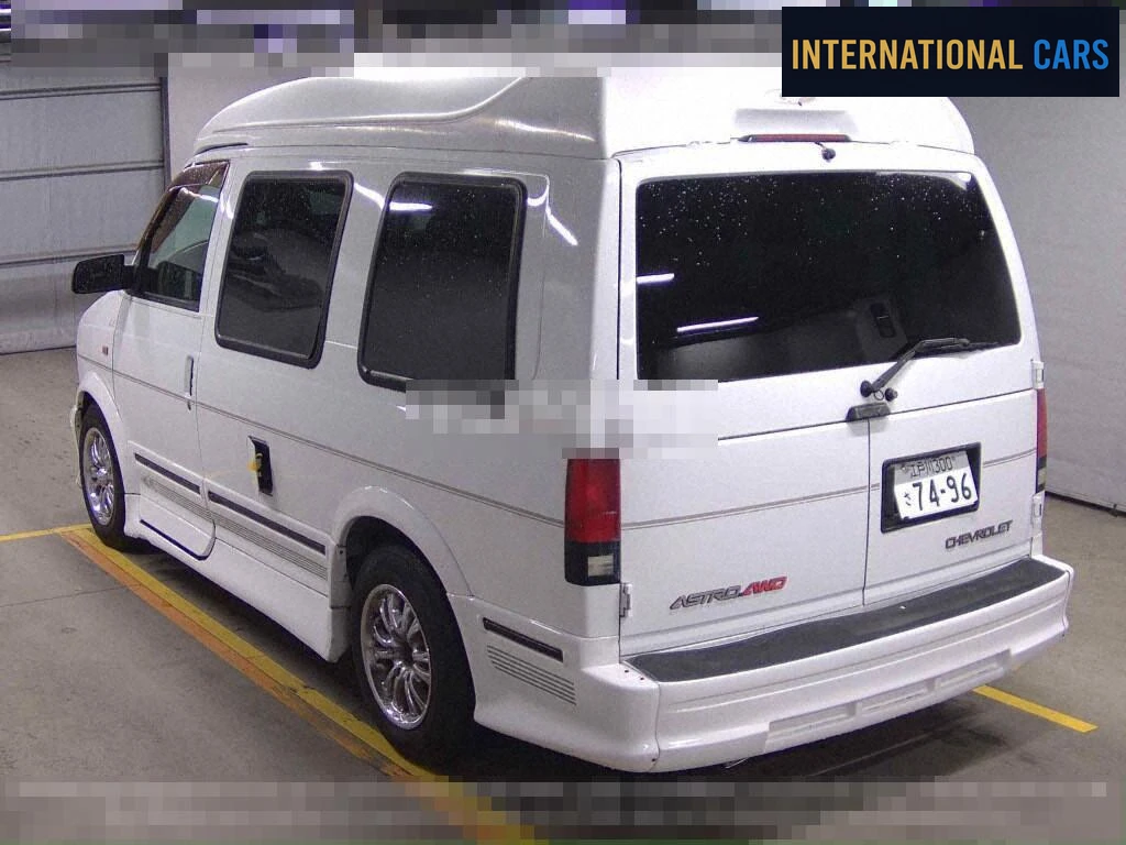 CHEVROLET ASTRO STARCRAFT 2004 - photo 2 - Import Japon | International Cars