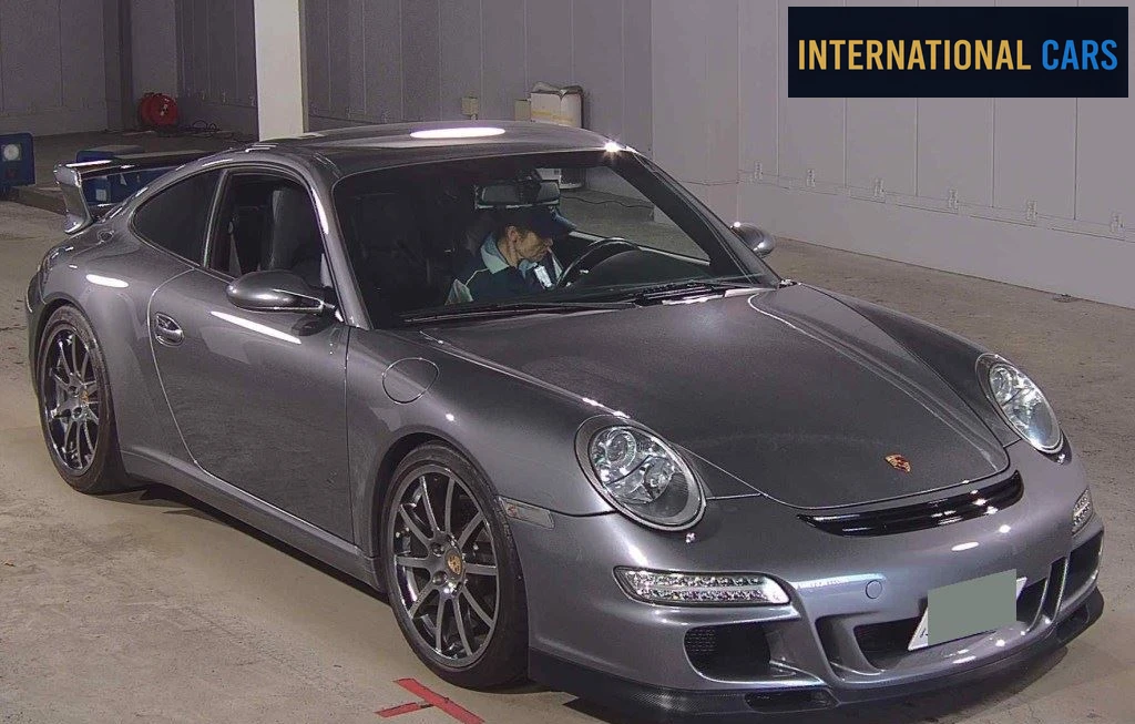 PORSCHE 911 Coupé CARRERA 2004