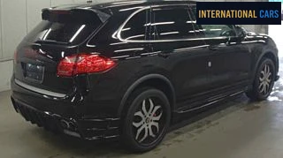PORSCHE CAYENNE TURBO 2012 - photo 2 - Import Japon | International Cars
