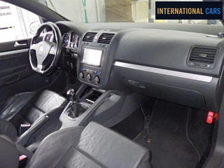 VOLKSWAGEN GOLF 3D R32 2007 - photo 3 - Import Japon | International Cars