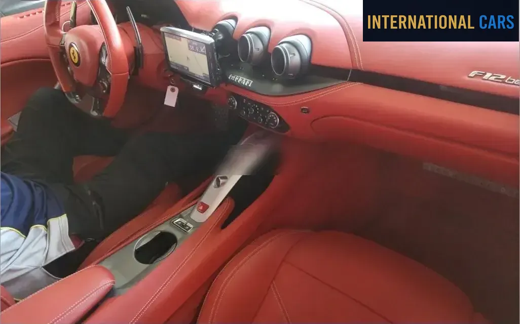 FERRARI F12 BERLINETTA 2014 - photo 3 - Import Japon | International Cars