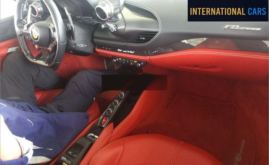 FERRARI F8 SPIDER BASE GRADE 2021 - photo 3 - Import Japon | International Cars