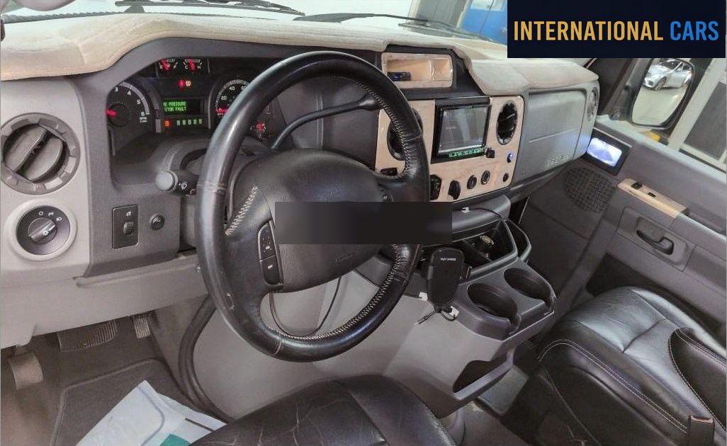 FORD E-150 2012 - photo 3 - Import Japon | International Cars