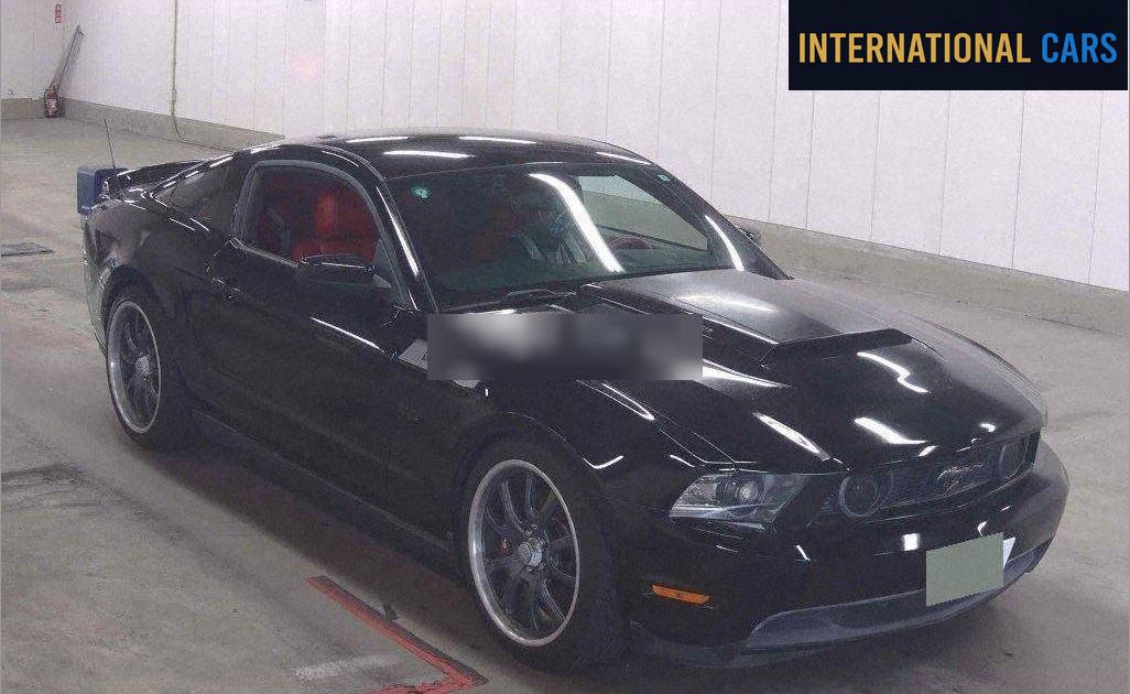 FORD MUSTANG Coupé V8 GT PERFORMANCE PACKAGE 2012