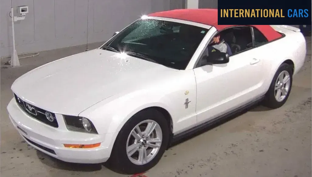 FORD MUSTANG OP CONVERTIBLE 2011 - photo 4 - Import Japon | International Cars