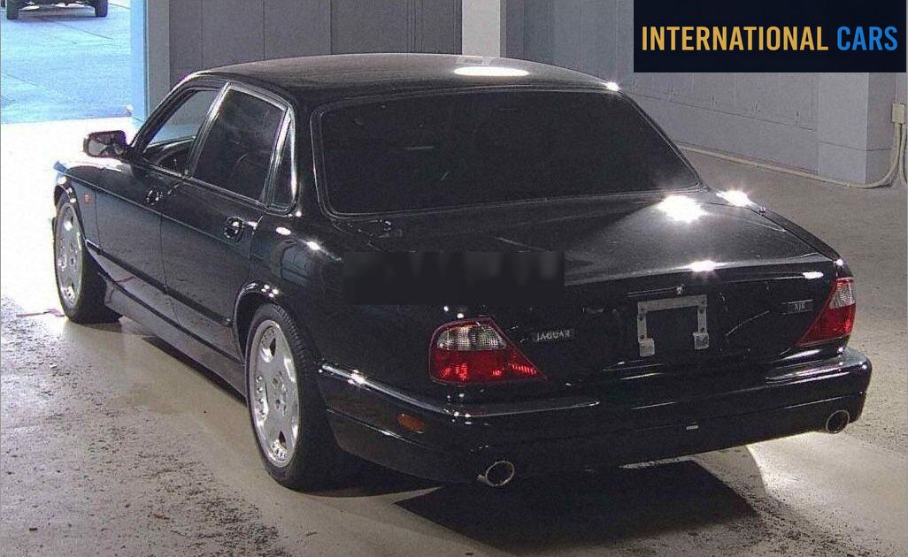 JAGUAR XJ 4D XJR 4.0 SUPERCHARGED V8 1998 - photo 2 - Import Japon | International Cars