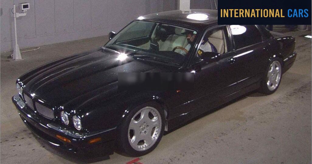 JAGUAR XJ 4D XJR 4.0 SUPERCHARGED V8 1998 - photo 4 - Import Japon | International Cars