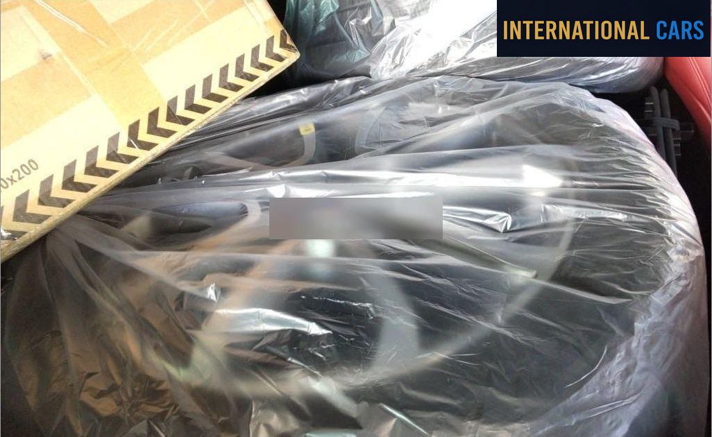 MASERATI LEVANTE 4WD BASE GRADE 2017 - photo 6 - Import Japon | International Cars