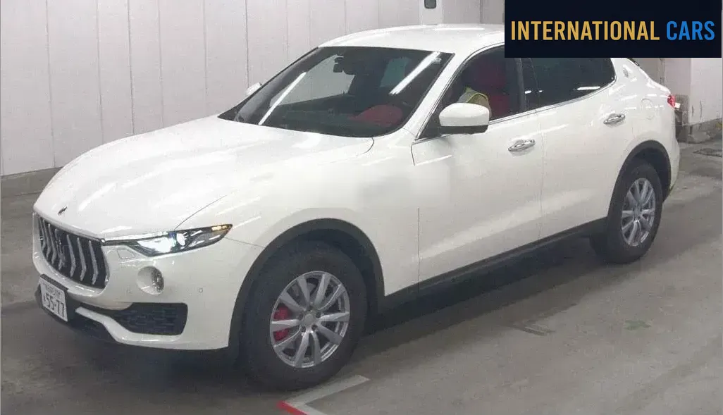 MASERATI LEVANTE 4WD BASE GRADE 2018 - photo 4 - Import Japon | International Cars