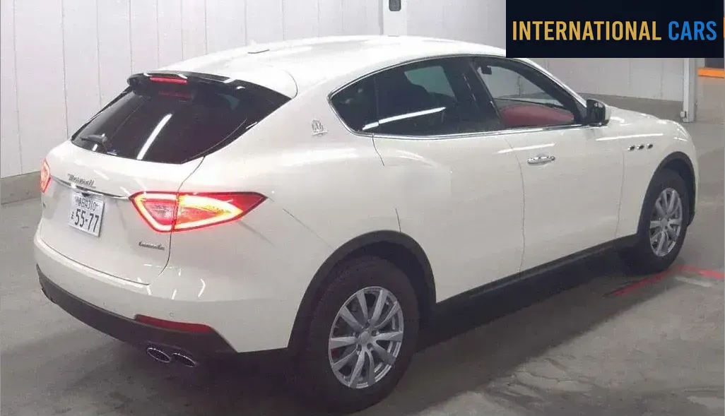 MASERATI LEVANTE 4WD BASE GRADE 2018 - photo 5 - Import Japon | International Cars