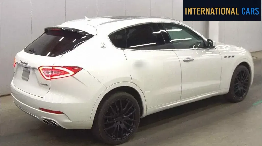 MASERATI LEVANTE 4WD BASE GRADE 2016 - photo 5 - Import Japon | International Cars