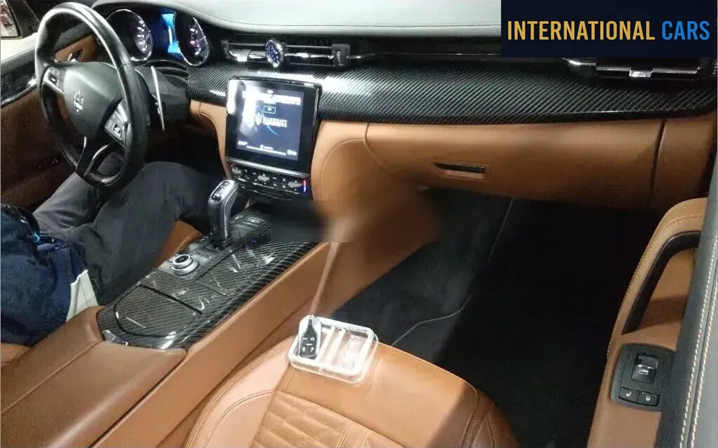 MASERATI QUATTROPORTE 4WD S Q4 GRANSPORT 2019 - photo 3 - Import Japon | International Cars