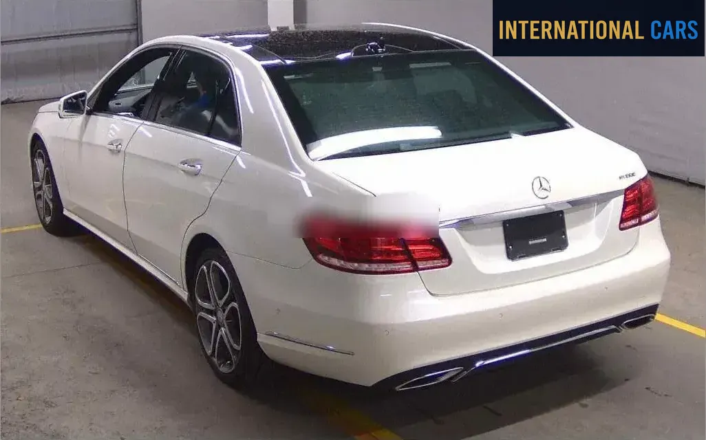 MERCEDES BENZ E-CLASS 4D E400 HYBRID AVANTGARDE 2015 - photo 2 - Import Japon | International Cars