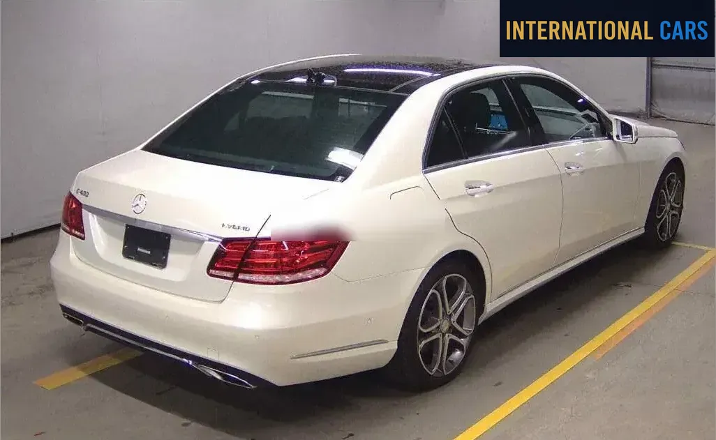 MERCEDES BENZ E-CLASS 4D E400 HYBRID AVANTGARDE 2015 - photo 5 - Import Japon | International Cars