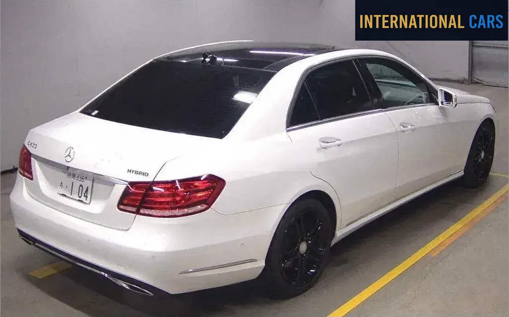MERCEDES BENZ E-CLASS 4D E400 HYBRID AVANTGARDE 2013 - photo 5 - Import Japon | International Cars