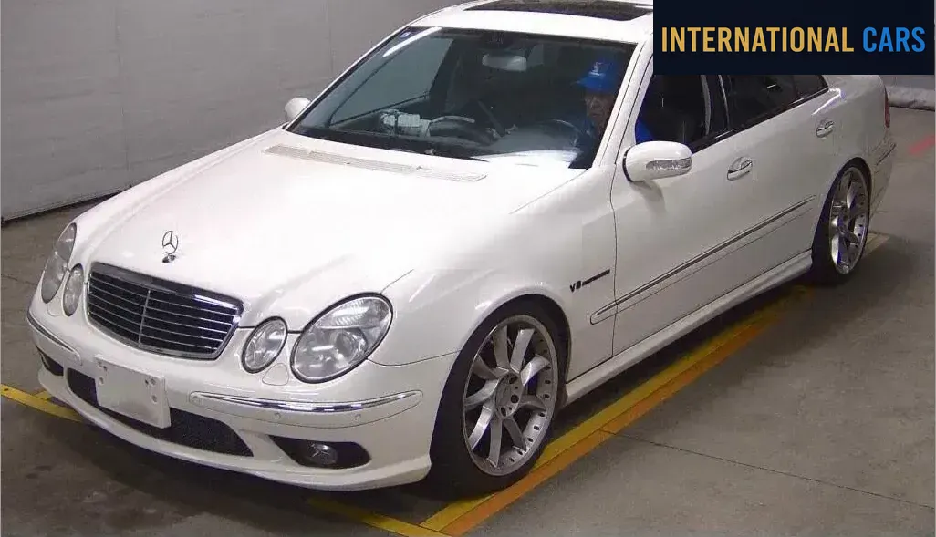 MERCEDES BENZ E-CLASS 4D E55 AMG 2003 - photo 4 - Import Japon | International Cars