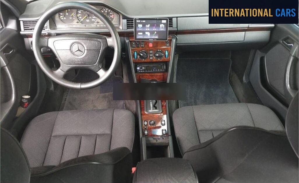 MERCEDES BENZ E-CLASS STATIONWAGON E320 STATIONWAGON 1994 - photo 3 - Import Japon | International Cars