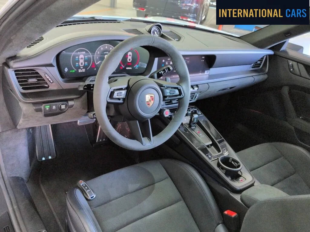 PORSCHE 911 911 CARRERA GTS 2025 - photo 3 - Import Japon | International Cars