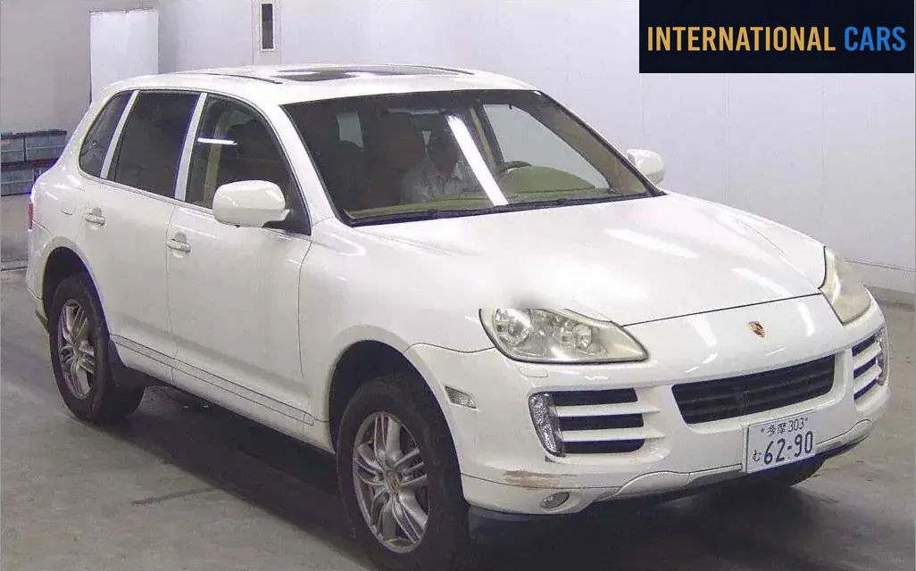 PORSCHE CAYENNE 4WD 2012