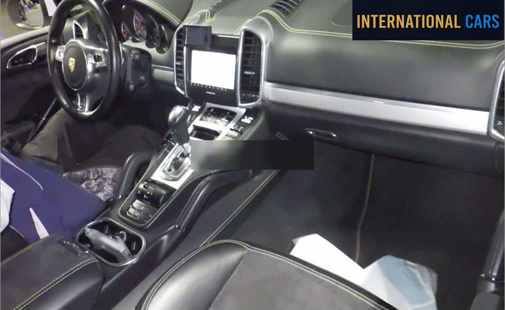 PORSCHE CAYENNE 4WD GTS 2013 - photo 3 - Import Japon | International Cars