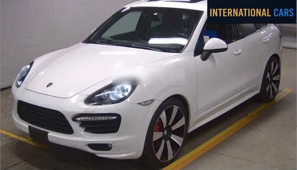 PORSCHE CAYENNE 4WD GTS 2013 - photo 4 - Import Japon | International Cars