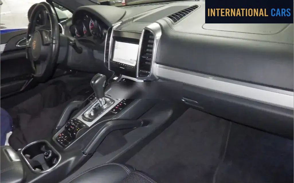PORSCHE CAYENNE 4WD TURBO 2010 - photo 3 - Import Japon | International Cars