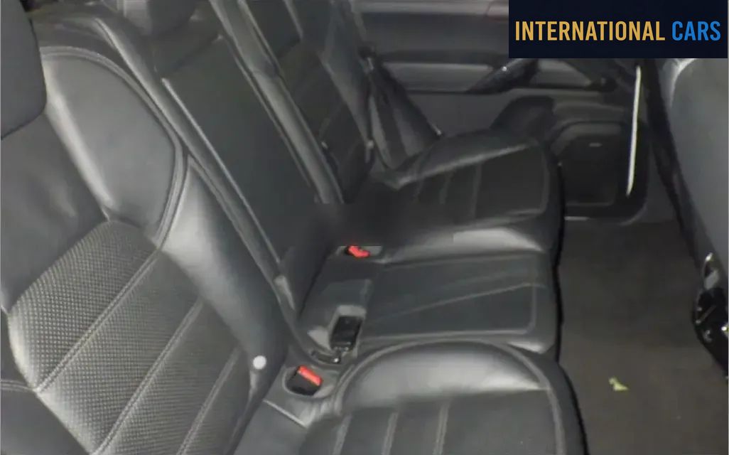 PORSCHE CAYENNE 4WD TURBO 2010 - photo 6 - Import Japon | International Cars