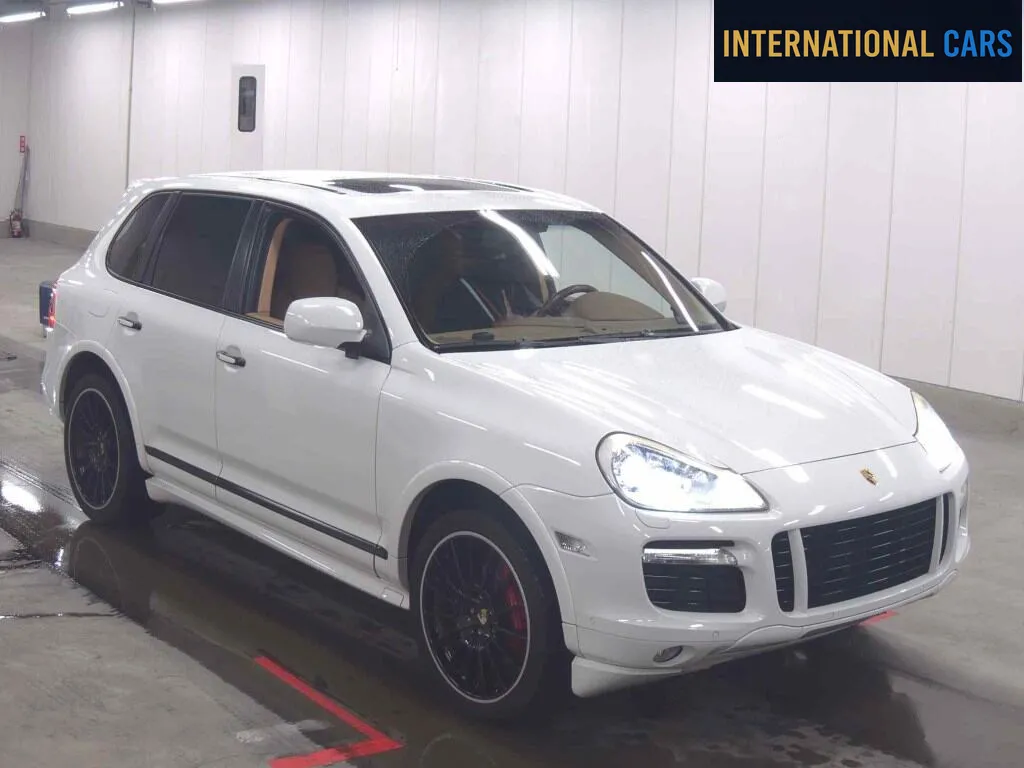 PORSCHE CAYENNE GTS 2009