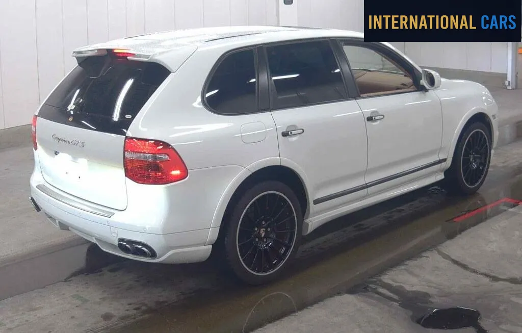 PORSCHE CAYENNE GTS 2009 - photo 5 - Import Japon | International Cars