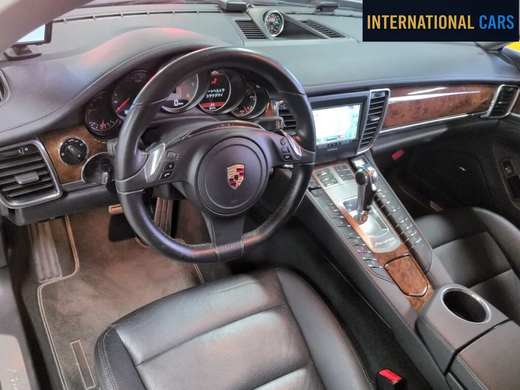 PORSCHE PANAMERA S SPORT CHRONO PACKAGE 2012 - photo 3 - Import Japon | International Cars